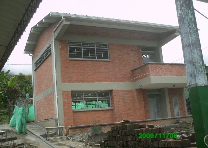 I.E. Cristóbal Colón - Sede Venecia (Foto 2)